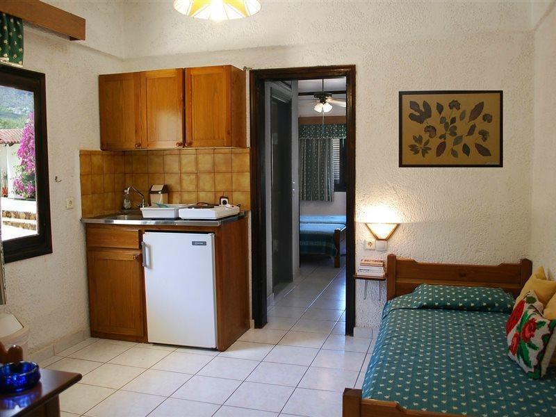 Iliostasi Beach Apartments خيرسونِسوس المظهر الخارجي الصورة
